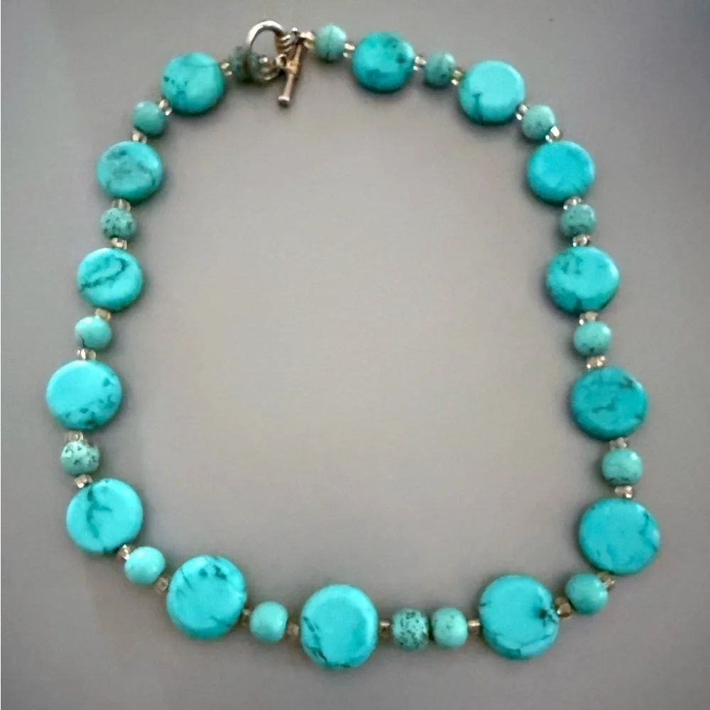 Southwestern Turquoise Howlite Gemstone Statement Necklace 18 Inches - Picture 2 of 5